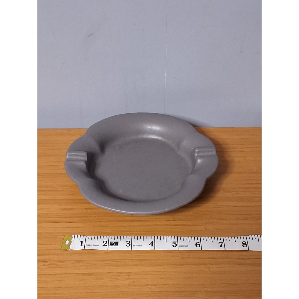 Vintage Haeger Potteries 2155 USA Matte Gray Ceramic Ashtray Mid Century Modern
